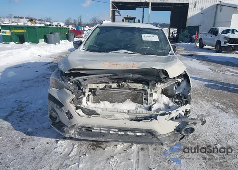 2024 Subaru Crosstrek Premium z USA, uszkodzony, nr VIN JF2GUADCXR8266767